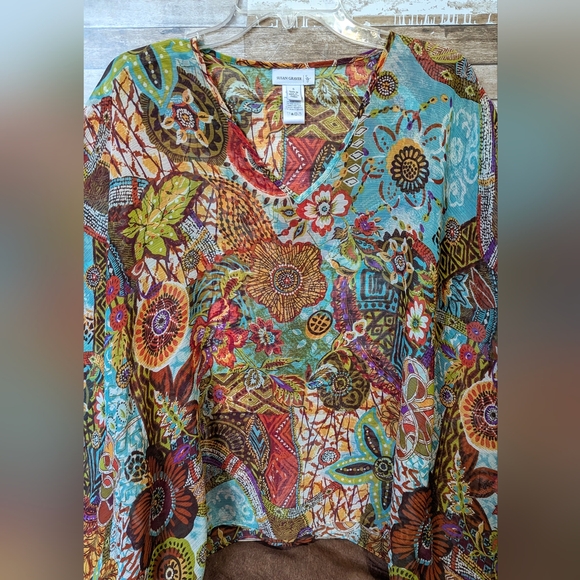 Susan Graver Oversized V Neck Overlay Poncho With Sleeve Seams - Picture 7 of 16